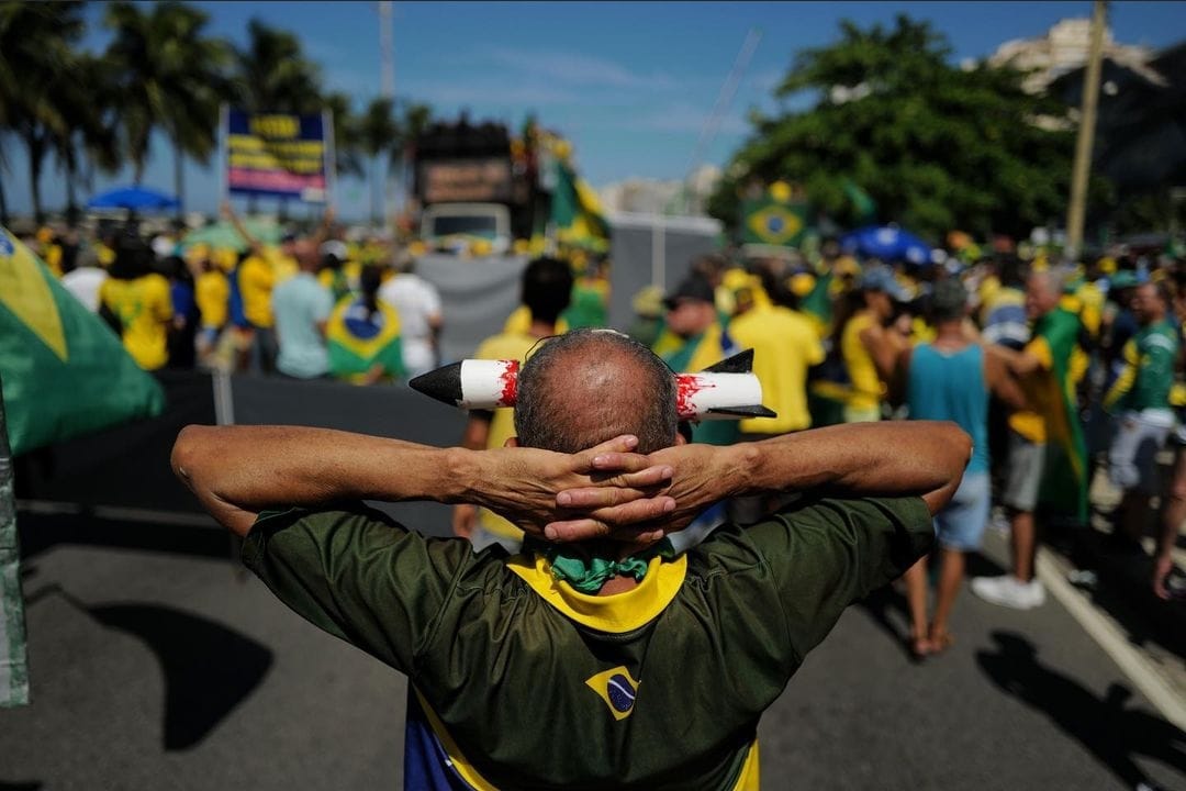 Dia do Trabalhador marcado por manifestações opostas em todo o país