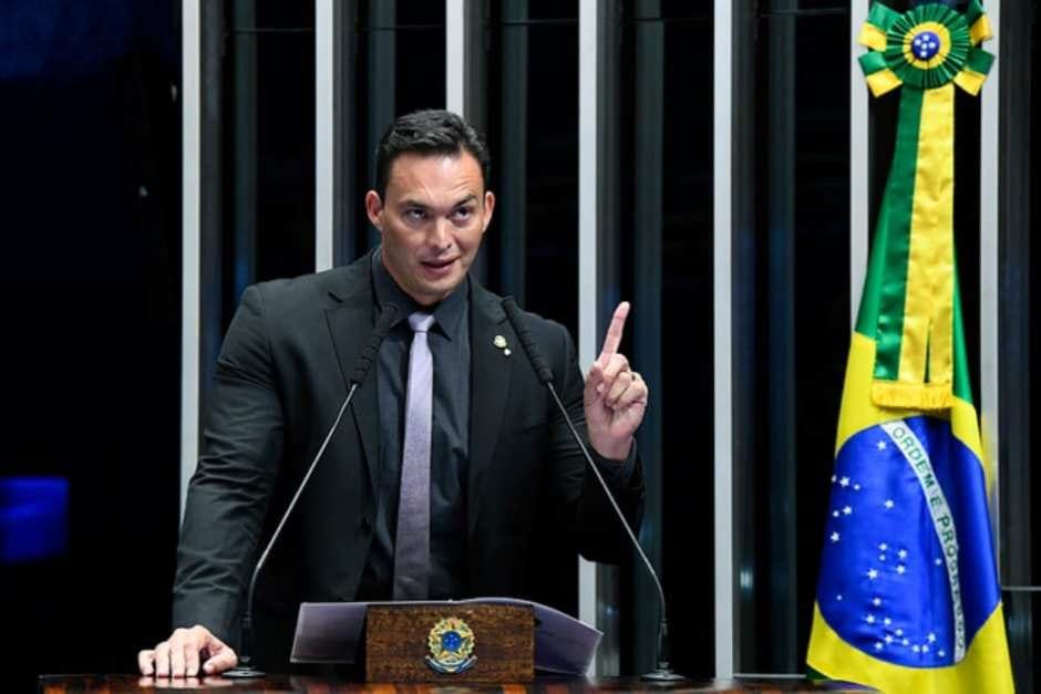 Oposição irá receber Styvenson Valentim, o presente de grego?