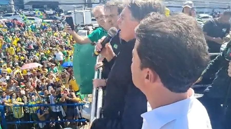Bolsonaro diz que vai a Copacabana no 7 de Setembro, mas prefeitura marcou desfile em outro local
