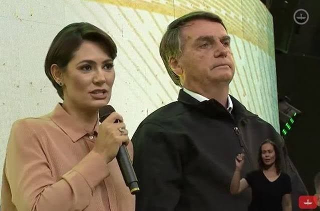 Michelle diz que Planalto já foi consagrado aos demônios; até quando parcela dos cristãos vão aceitar ser instrumentalizados?