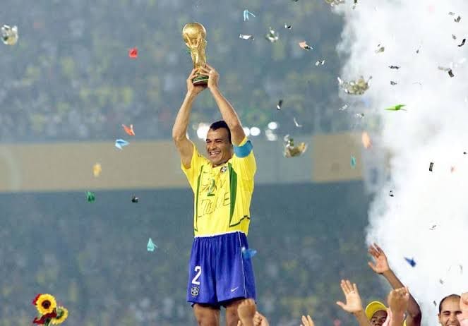 Eliminação da Alemanha garante ao Brasil o status de único penta campeão até 2026; chupa, Europa