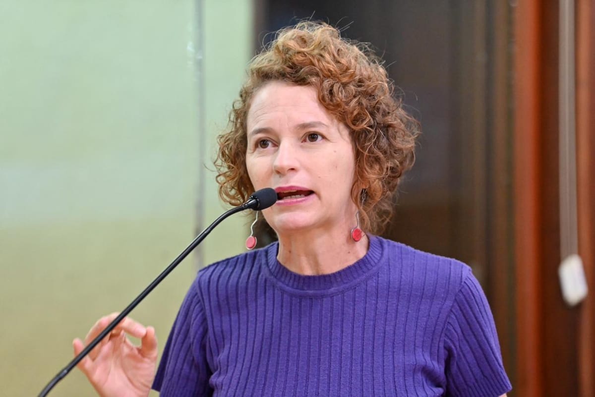 Isolda acompanhou a reunião da Infraero e divulga informações sobre os voos em Mossoró