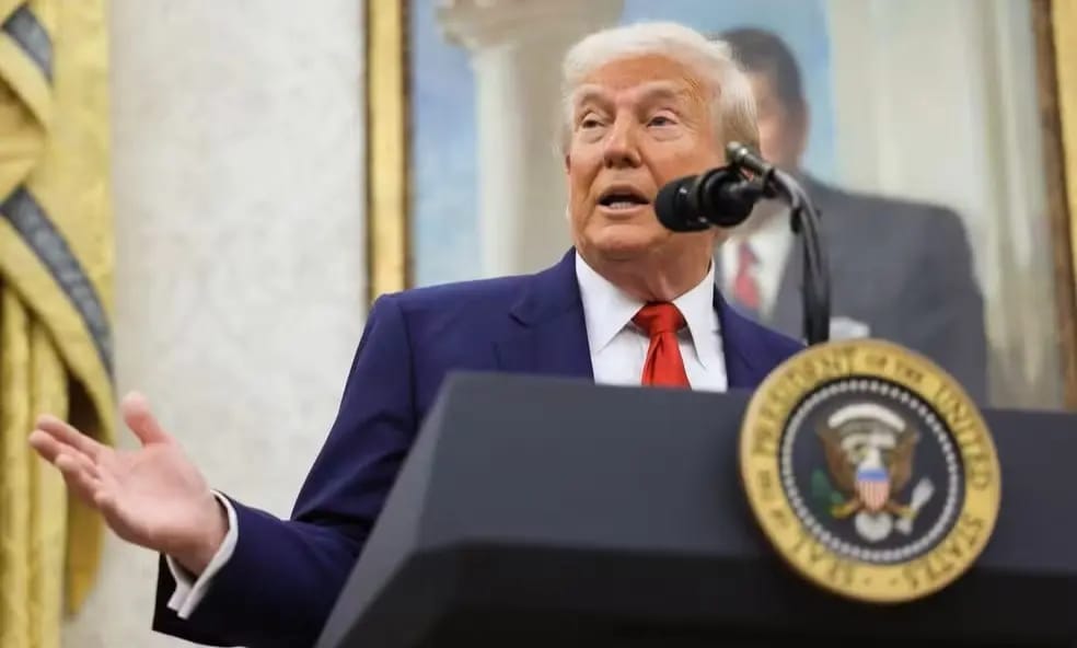 Governo Trump encerra programa de pesquisa para vacina contra o HIV