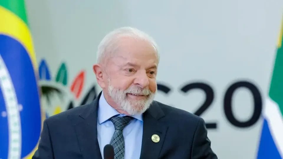 LAPADA DE QUALIDADE: segundo a Quaest, Lula vence Tarcísio e Flávio Bolsonaro por 10 pontos no 2º turno