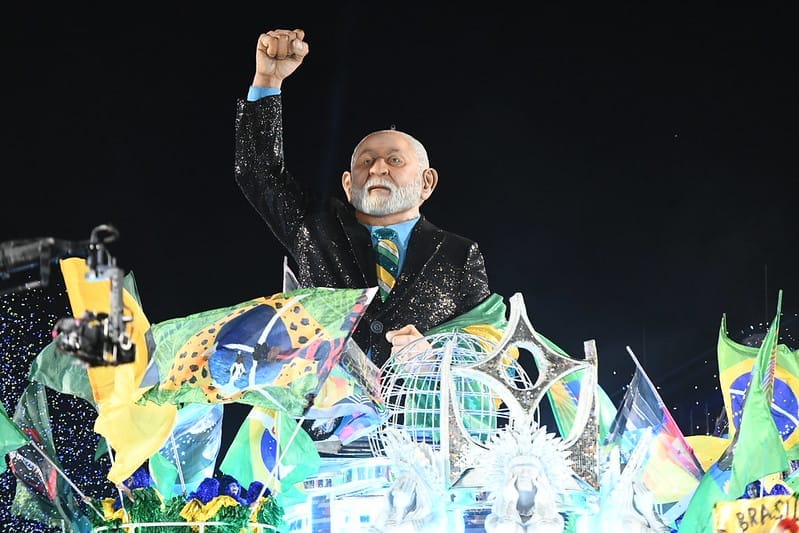 Especialistas descartam crime eleitoral em desfile em homenagem a Lula